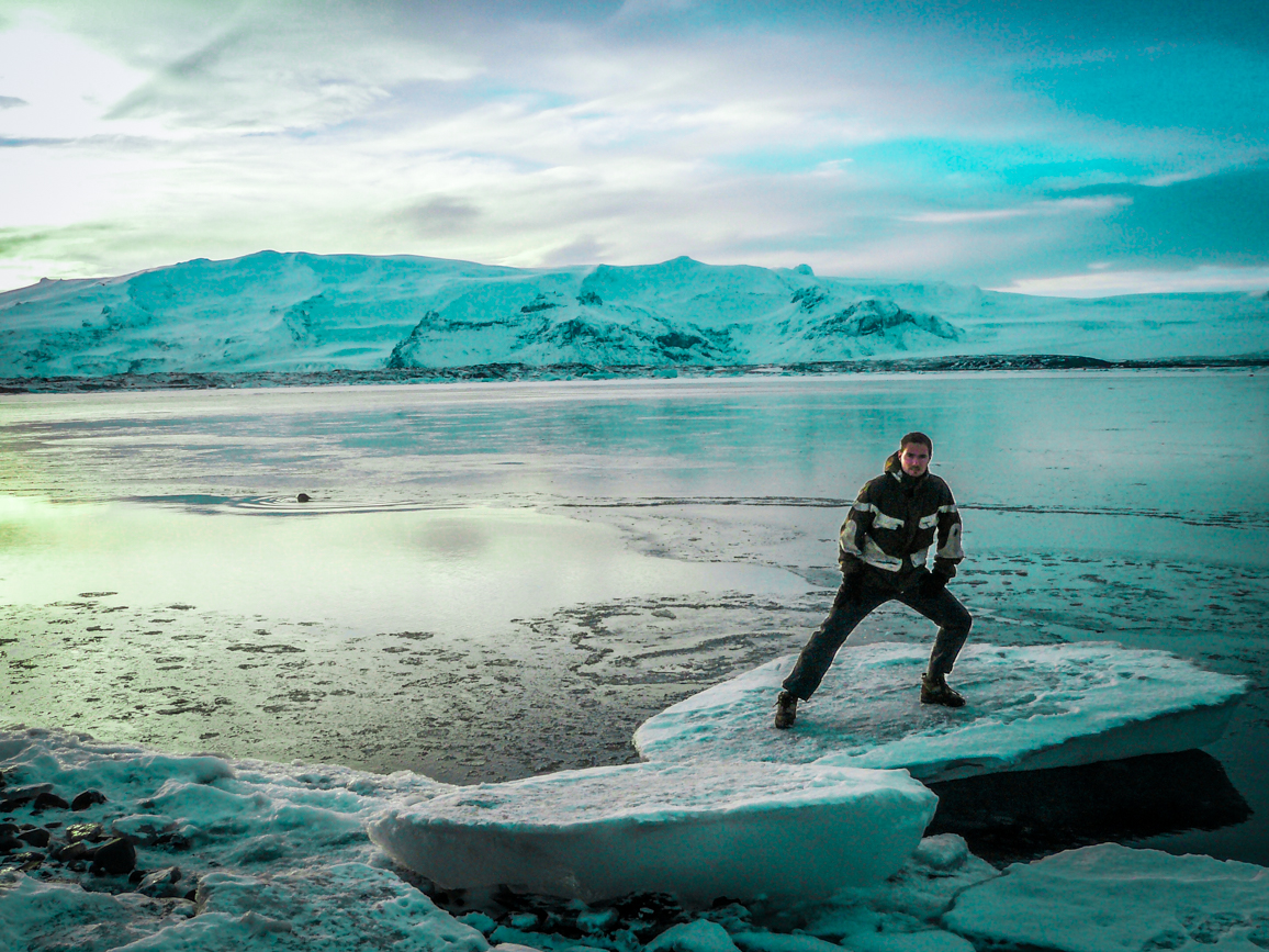 Surf Jokulsarlon