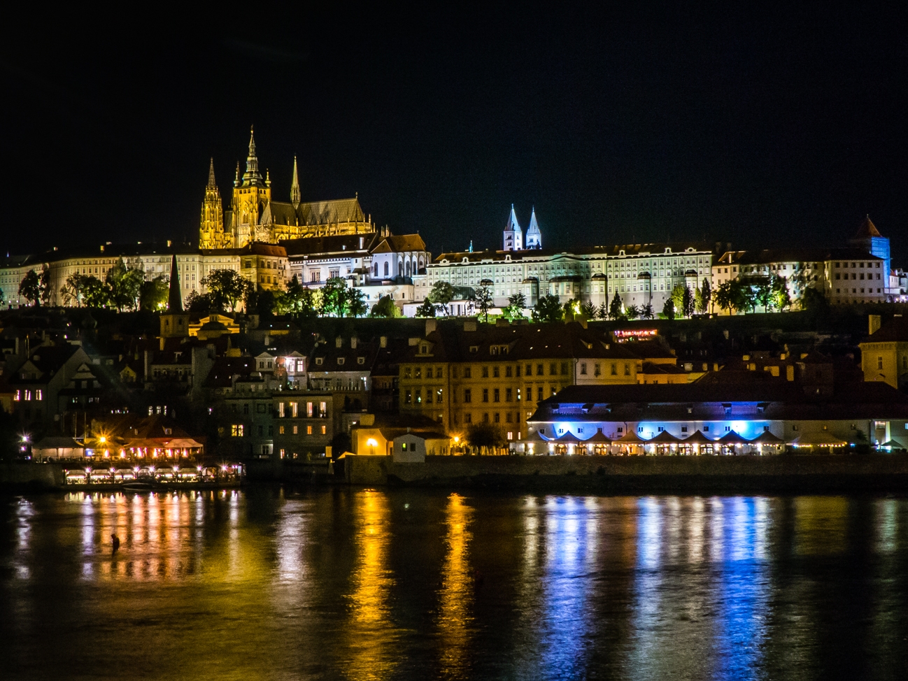 prague la nuit