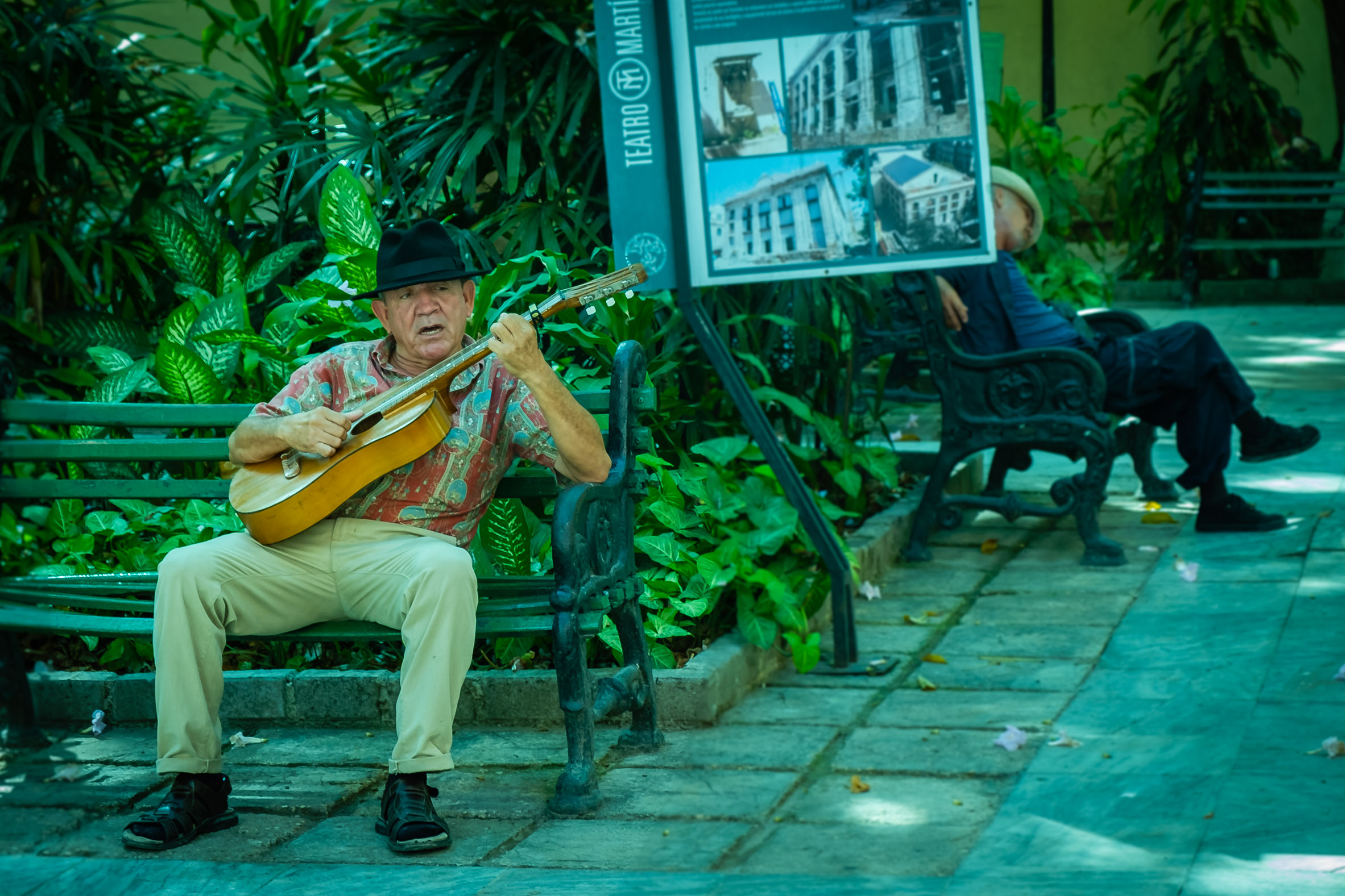 Les petites arnaques à la Cubaine - Détour Local